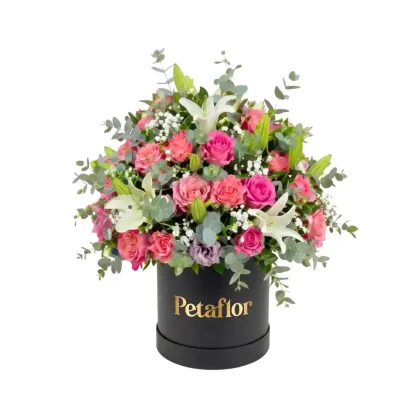 FB06 - Flower Box, composición con liliun, rosas y claveles