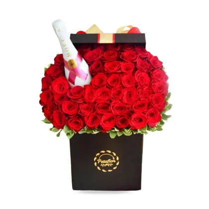 FB11 - Flower Box de 50 rosas con Moet Ice Imperial Rose